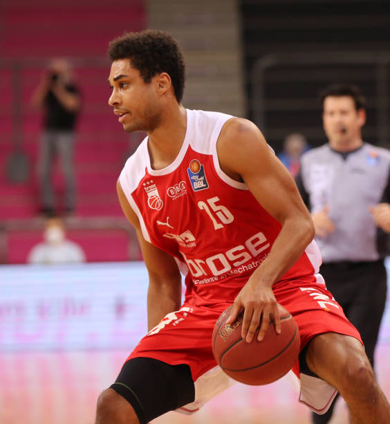 灵活的执教 灵活的执教