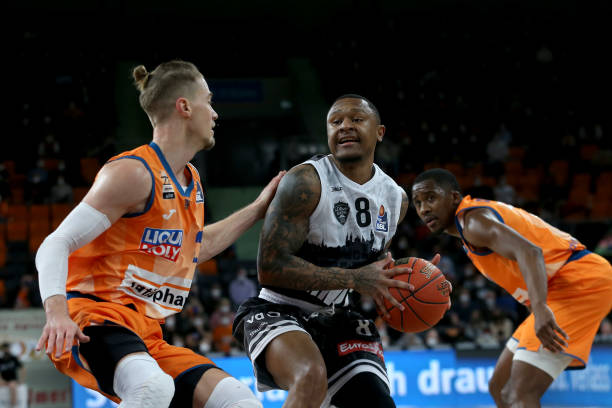 的出色表现 的出色表现